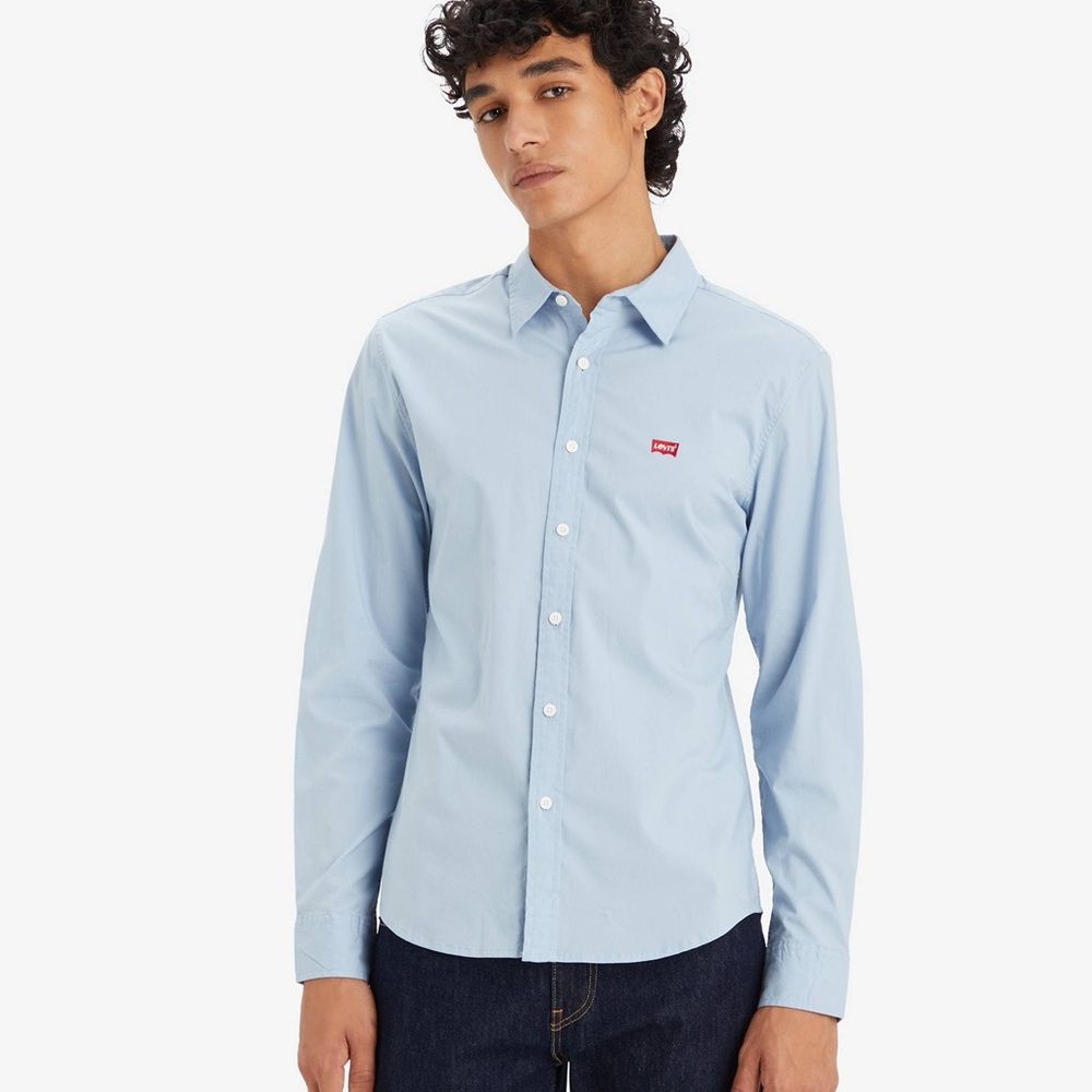 NWT Levi's Men's Light Blue Shirt